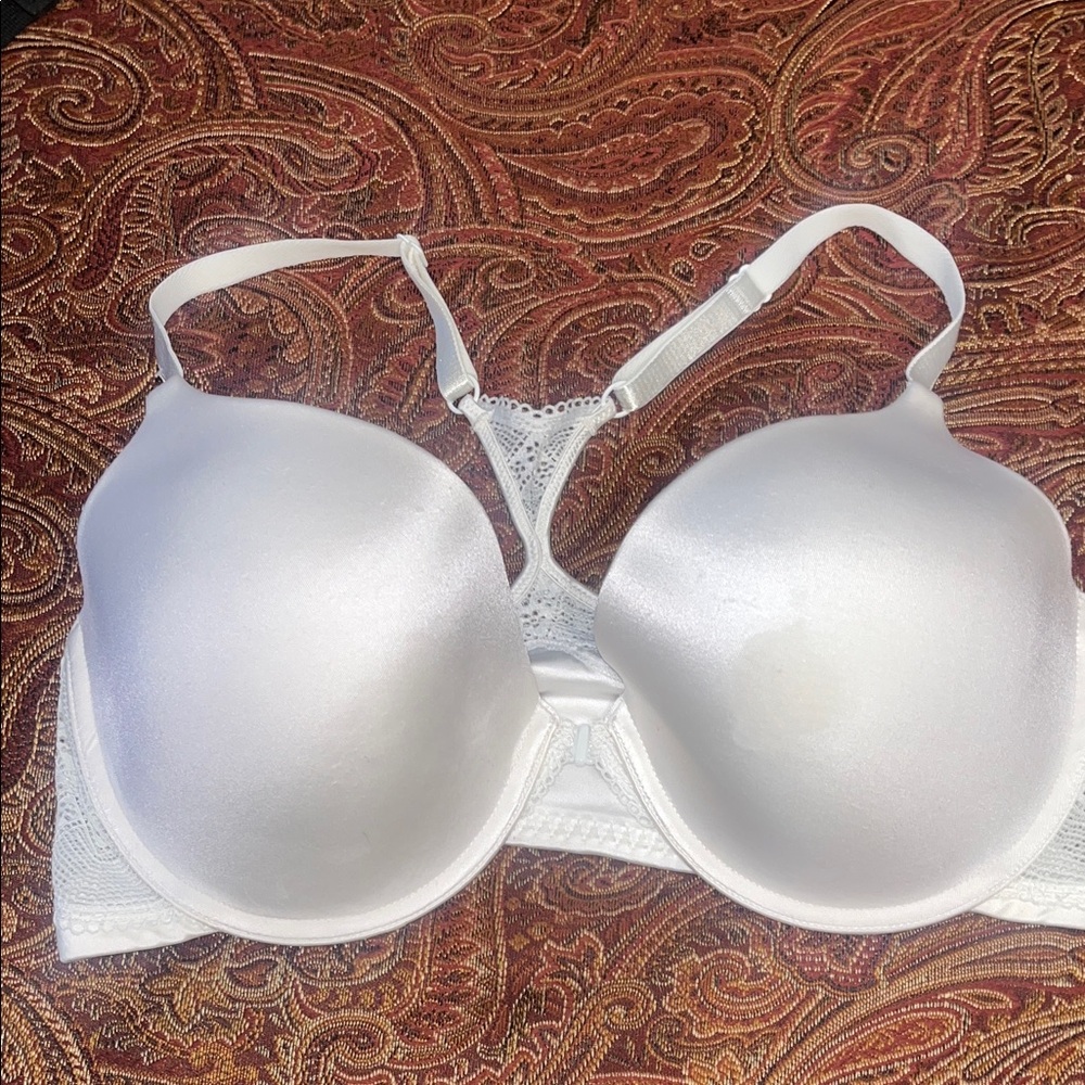 Maidenform White Lace Bra